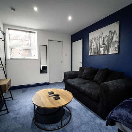Newly Refurbished 6 Person En-Suite Apartment Tyne & Wear Newcastle Upon Tyne Killingworth المظهر الخارجي الصورة